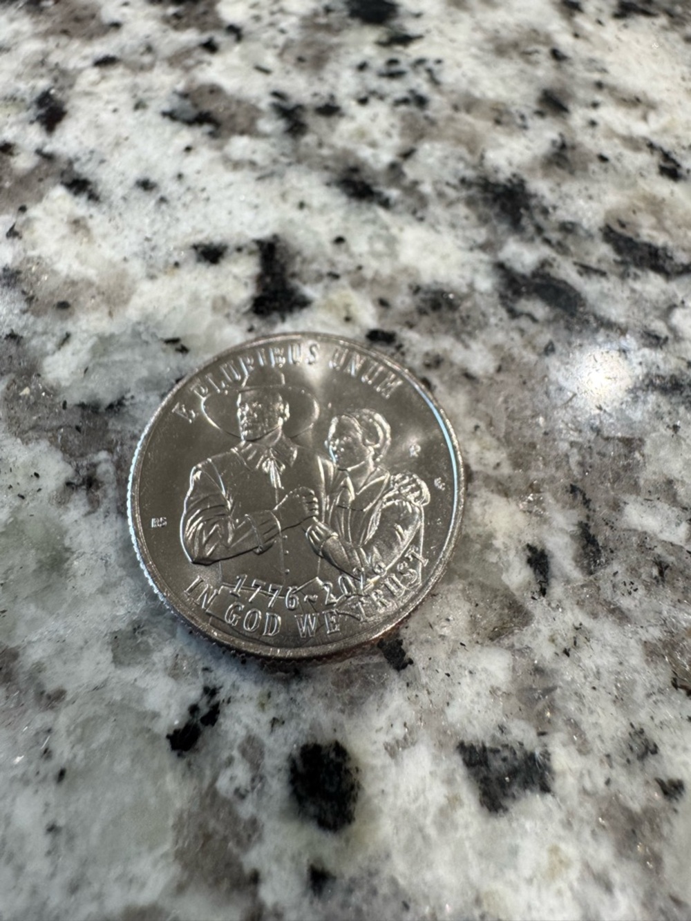 Official 2026 US Commemorative Coin - Silver Finish - Picture 4 of 6